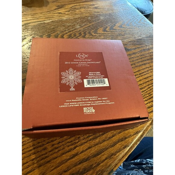 Lenox 2012 China Snowflake Ornament #813684 Box Christmas Holiday Tree - Picture 11 of 11